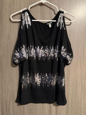 Vanity Black Cold-Shoulder Sequin Embellished Top